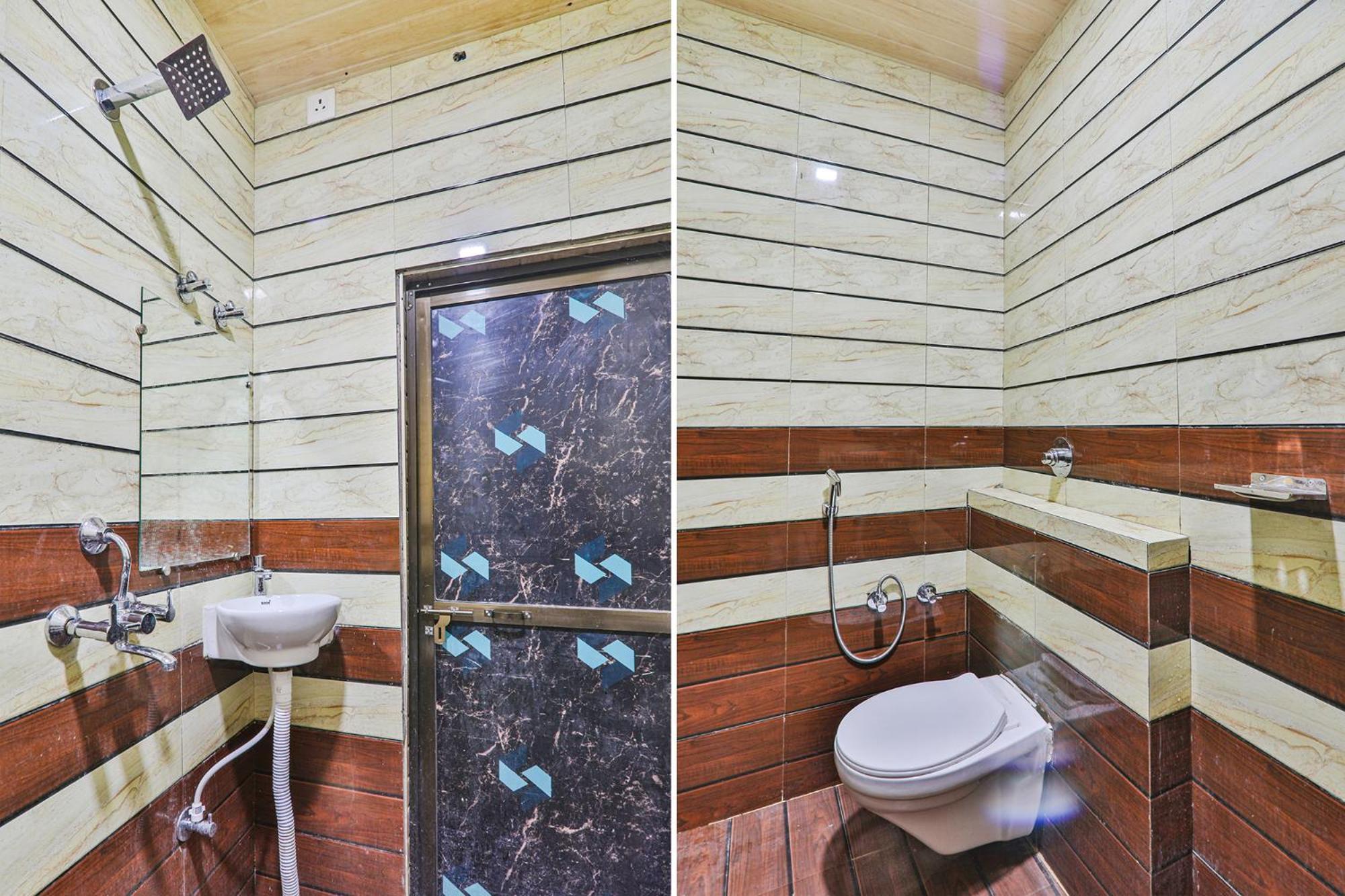 Fabhotel Uma Yugul Ayodhya Екстериор снимка